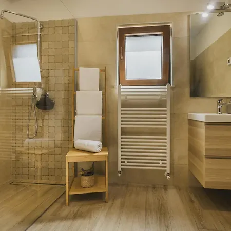 Гостевой дом With A Parking Space Rosini, Porec - 24364 3*