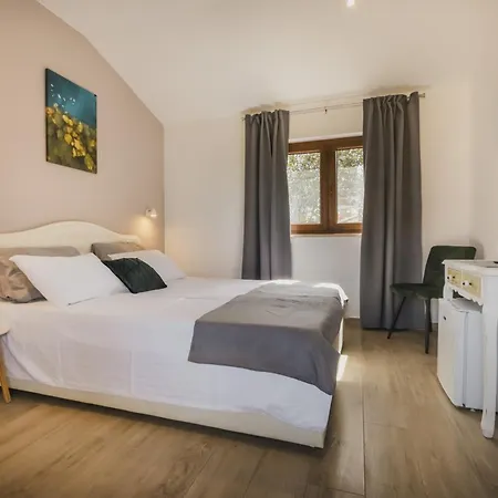 With A Parking Space Rosini, Porec - 24364 Affittacamere Nova Vas (Porec)